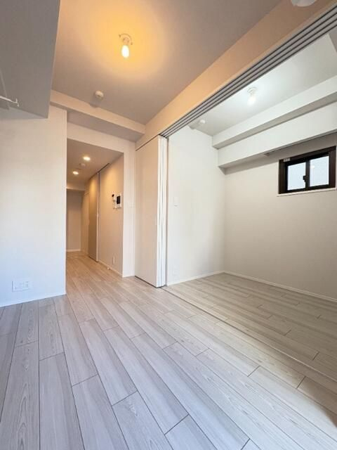 クロスレジデンス神田神保町の居間・リビング