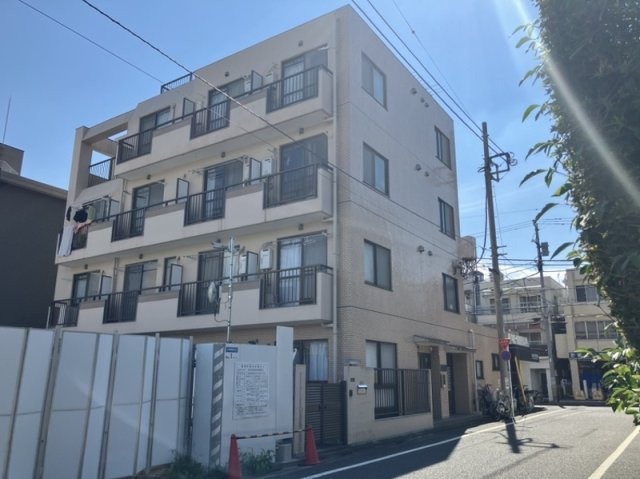 ﾒｿﾞﾝエスポアールの外観