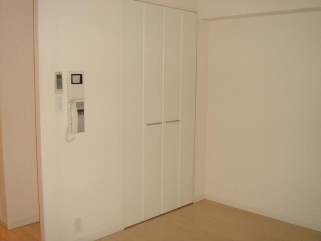 レジディア神田岩本町の寝室