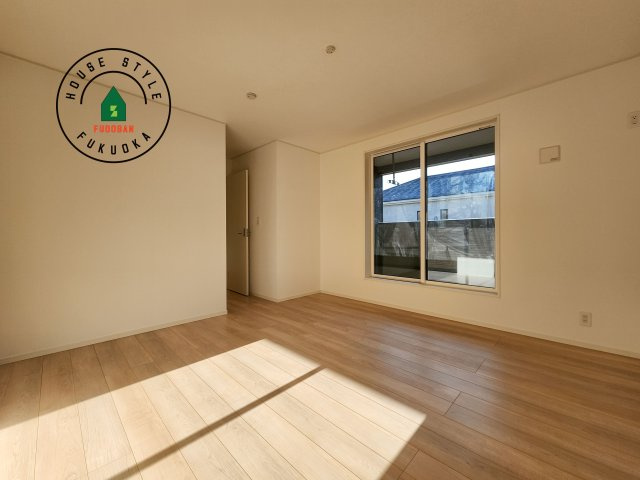 糸島市二丈深江第3-7棟（2号棟）の内観：施工例|主寝室です。