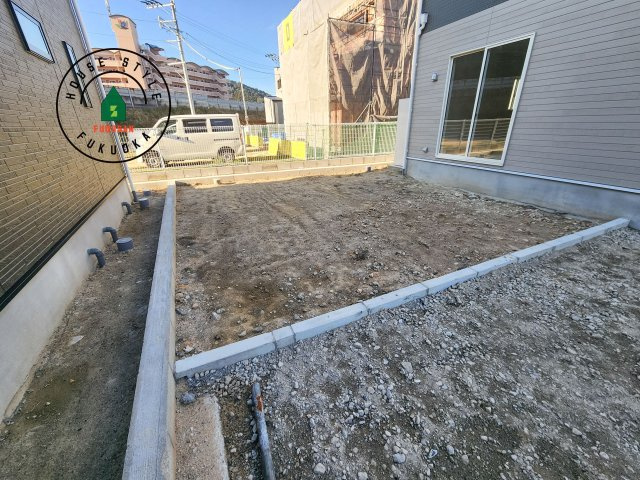 糸島市二丈深江第3-7棟（2号棟）の庭|お庭で自由な時間を過ごせます。