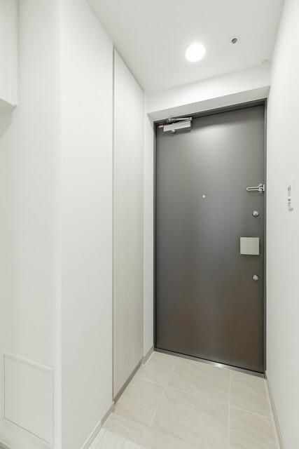 ＣＩＲＣＬＥＳ神保町Ⅱレジデンスの玄関