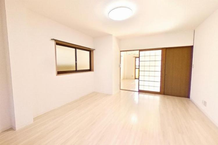 第五土佐コーポの居間・リビング