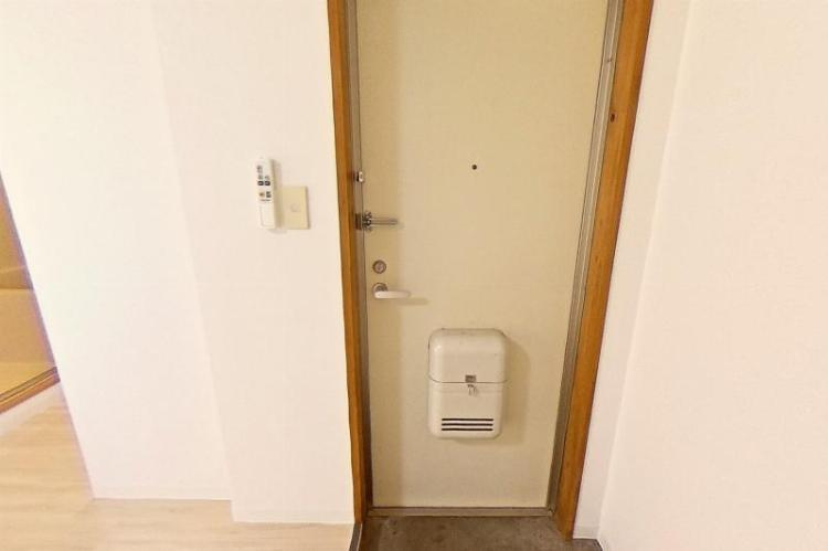 第五土佐コーポの玄関