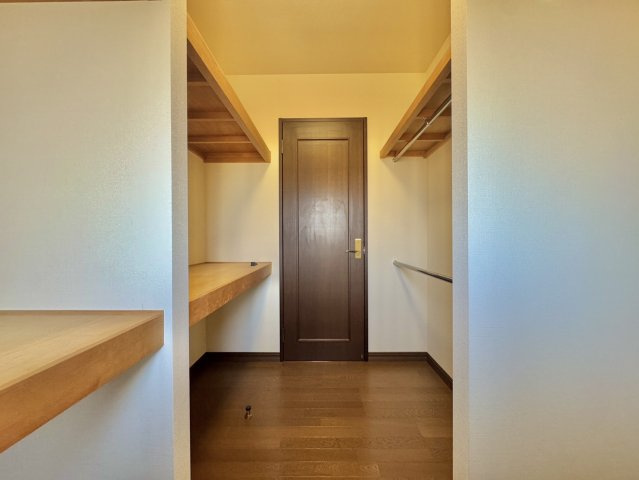 下妻市大園木中古戸建の収納