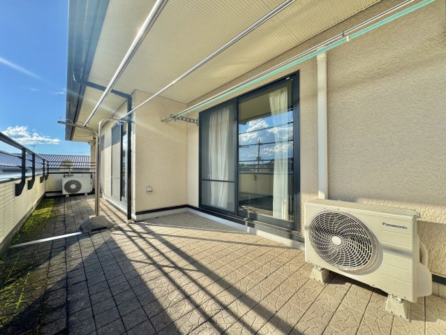 下妻市大園木中古戸建のバルコニー