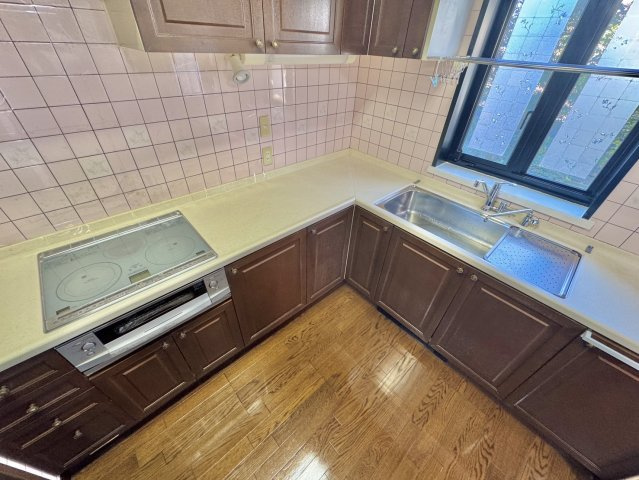 下妻市大園木中古戸建のキッチン