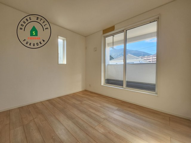 糸島市二丈深江第3-7棟（5号棟）の内観：施工例|元気いっぱいのお子様が活躍するお部屋です。