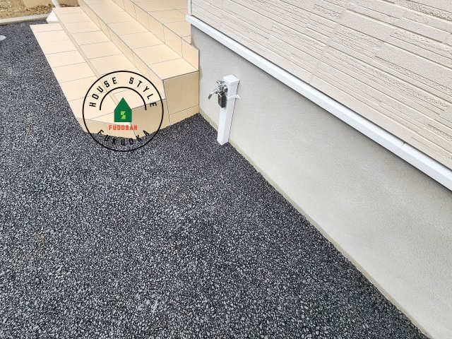 福岡市西区小戸3丁目第9-2棟（2号棟）の庭|お庭で自由な時間を過ごせます。