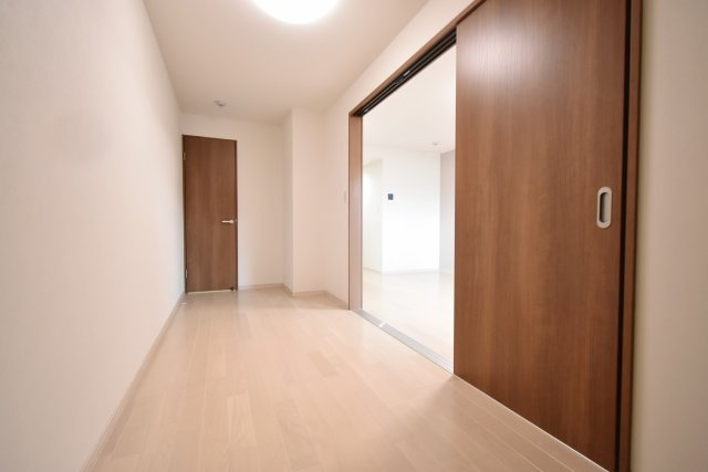 ウェルスクエア西宮北口の洋室