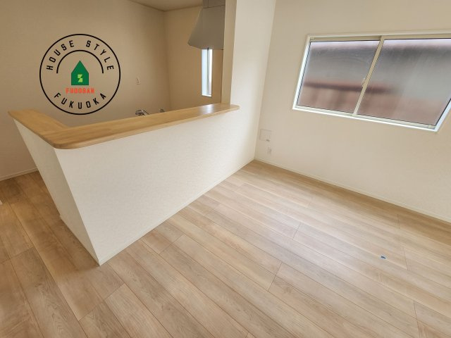 福岡市西区今宿1丁目第4-2棟（1号棟）のダイニング|ダイニングとリビングのメリハリが付けやすい空間設計になっています。