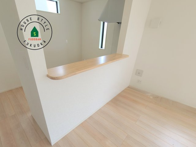 糸島市二丈深江第3-7棟（5号棟）の内観：施工例|ダイニングとリビングのメリハリが付けやすい空間設計になっています。