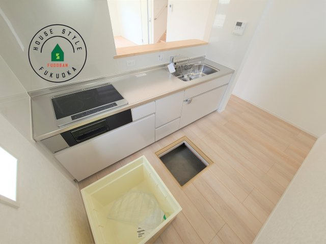 糸島市二丈深江第3-7棟（5号棟）の内観：施工例|忙しい朝でも家族揃って食事をしたいゆとりあるダイニングスペース。