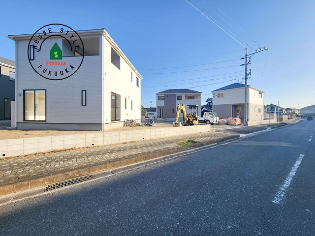 糸島市二丈深江第3-7棟（1号棟）の前面道路含む現地写真|見学の時間などお気軽にお問い合わせ下さい。