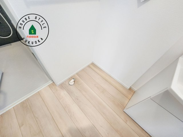 糸島市二丈深江第3-7棟（2号棟）の内観：施工例|ランドリースペースは広さもたっぷり。