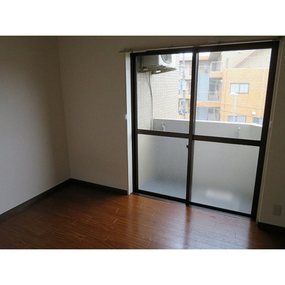 【居間・リビング】 | リーセントパレス神木本町 | 居室