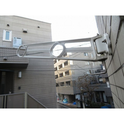 【バルコニー】 | ルプレ荻窪 | 洗濯竿置き場