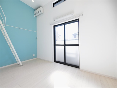 【居間・リビング】 | ユーマハイツ | バルコニー完備　ピクチャーレール