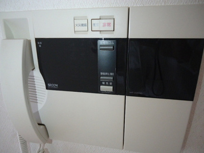 【その他】 | クオリア恵比寿イースト | ＴＶモニター付きインターホン　※2016年7月撮影