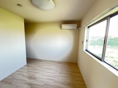 【寝室】 | ママンパレス | 寝室