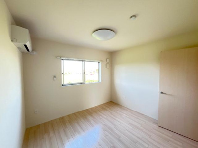 【寝室】 | ママンパレス | 寝室