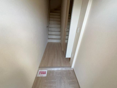 【玄関】 | ママンパレス | 玄関