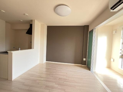 【居間・リビング】 | ママンパレス | リビング