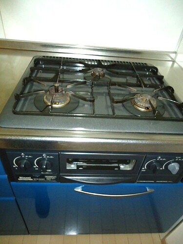 クオリア恵比寿イーストのキッチン|ガスコンロ　※2016年7月撮影