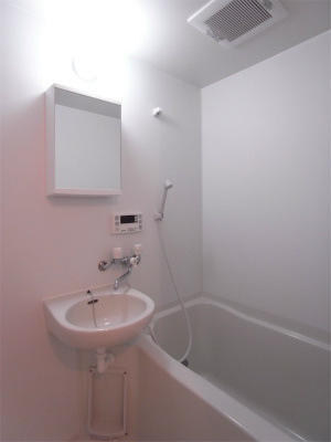 【洗面所】 | ヴァンベールF