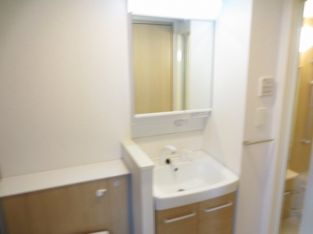 メゾンド　ソレイユの洗面所