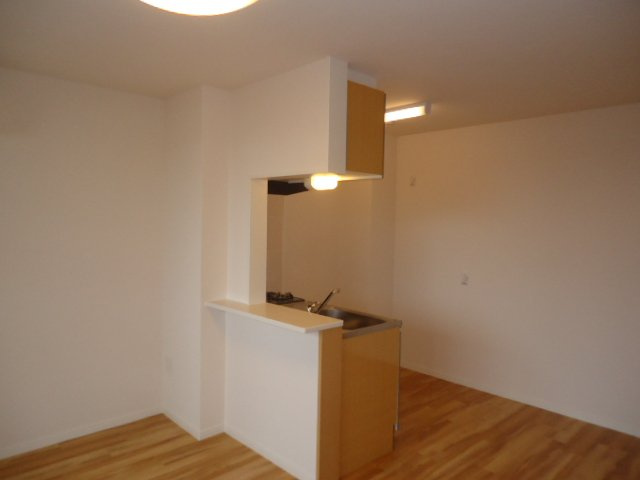 アヴァンス エバー 中三国ヶ丘の居間・リビング|リビング