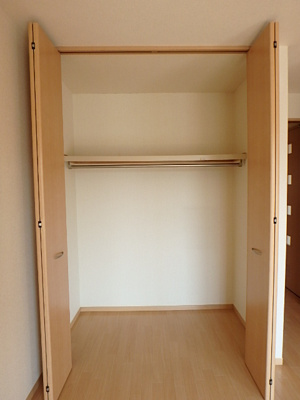 南側洋室のクローゼット