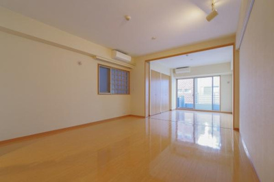 【居間・リビング】 | 芝園ハイツ