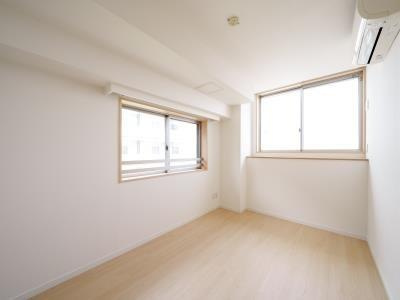 【洋室】 | スペーシア三軒茶屋弐番館