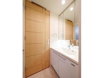 【洗面所】 | スペーシア三軒茶屋弐番館