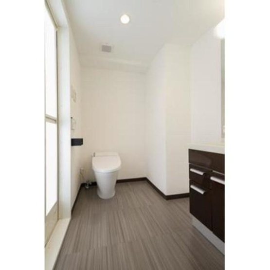 【トイレ】 | 可染館