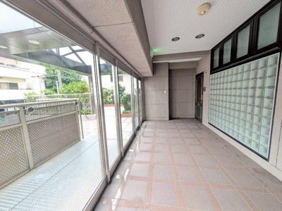 【その他共用部分】 | アグラード堺 | 室内リフォーム中！キレイなお家ですぐに新生活スタート出来ますね！