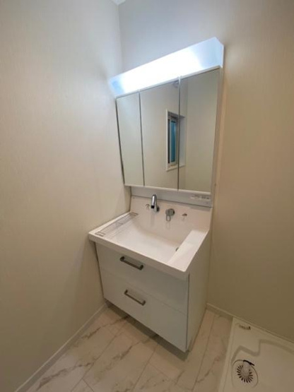 【独立洗面台】