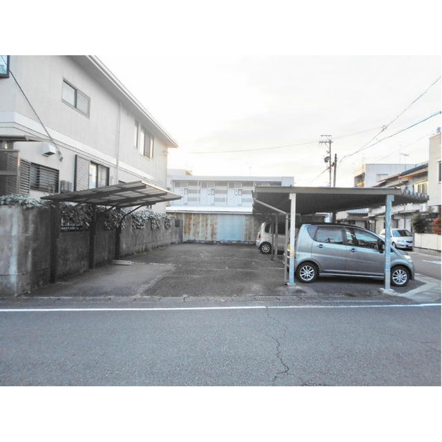 岐阜市早苗町７丁目の駐車場の駐車場