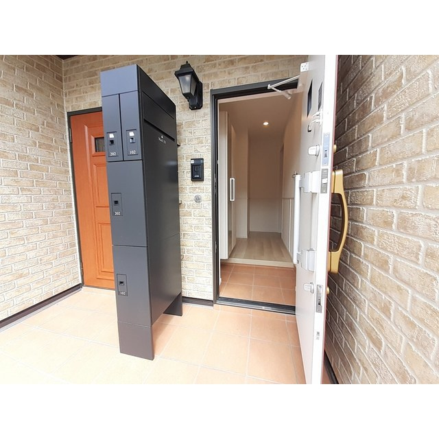 ベルファミーユⅦの玄関