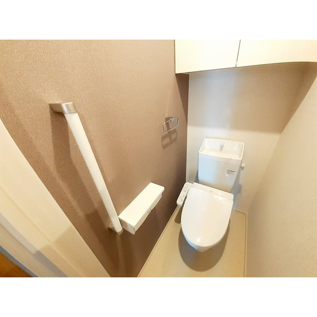 レジェンドのトイレ