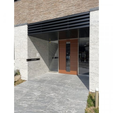 meLiV岐阜駅前のエントランス|お問い合わせは美濃善不動産駅前店へ！