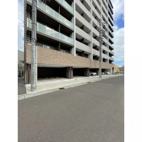 meLiV岐阜駅前の駐車場|お問い合わせは美濃善不動産駅前店へ！