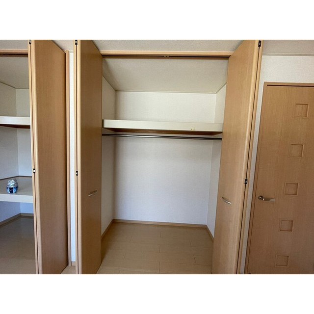 リビングタウン長良の収納