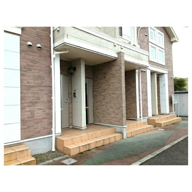 カルム横山のエントランス