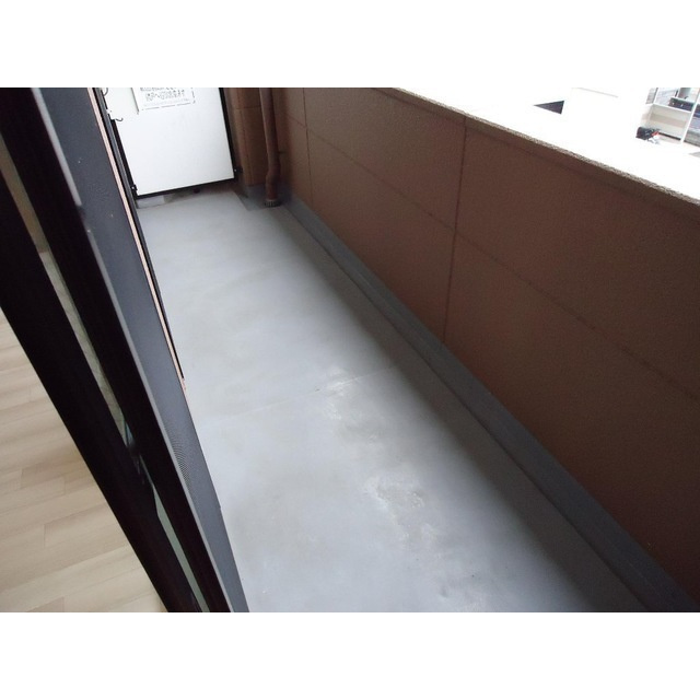 L’espace　heureuxのバルコニー