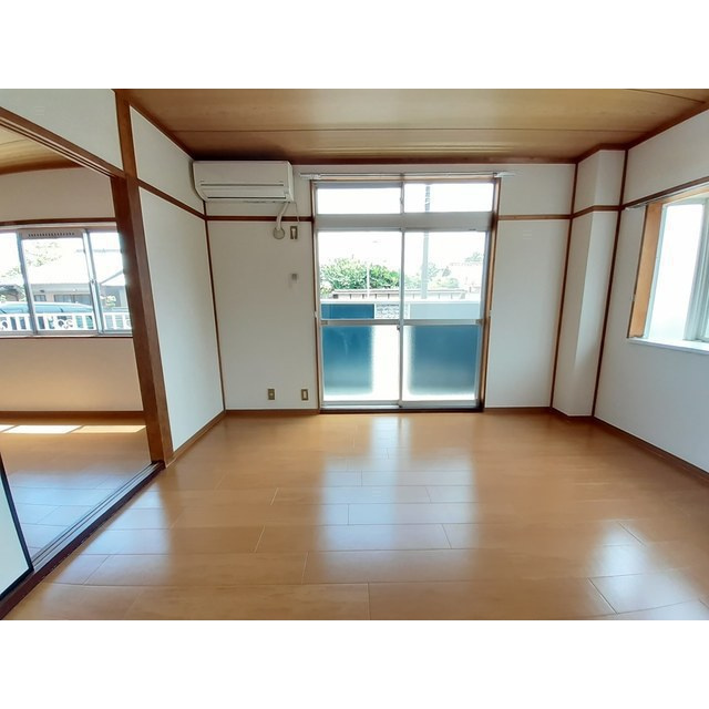 エルディム福寿の居間・リビング