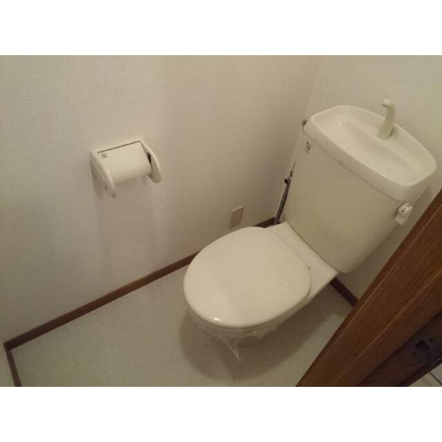 ヴィラ・アルトピアーノのトイレ