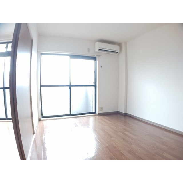 アクティヴハイツの居間・リビング