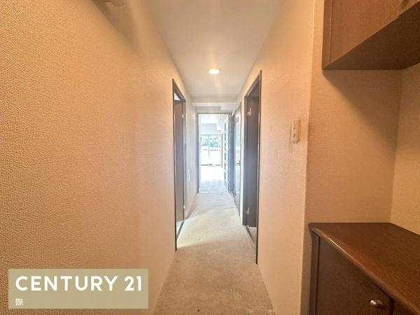 シャルマンフジ橋本三石台の玄関